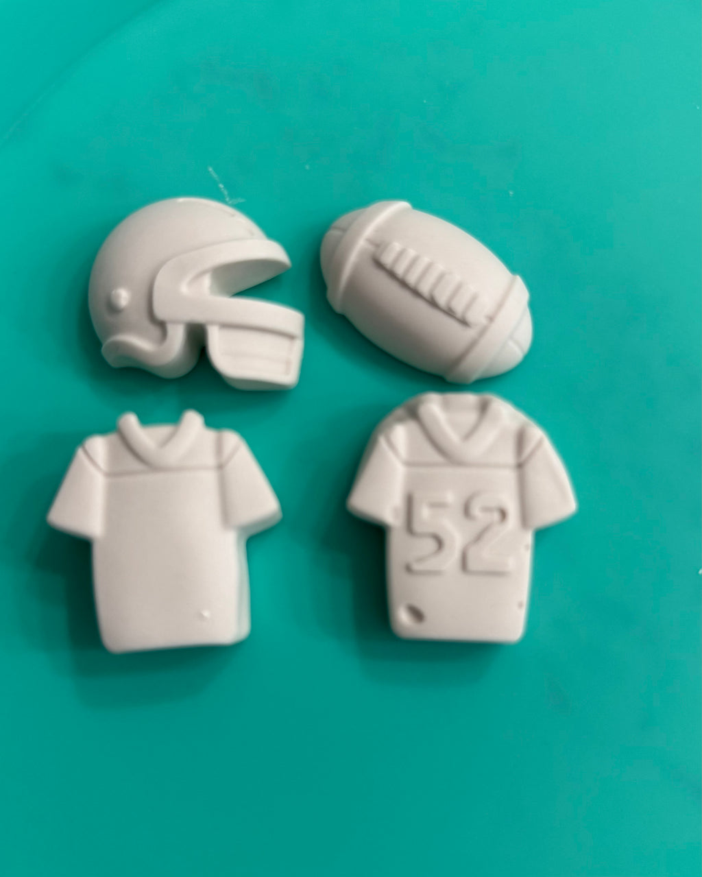 Paint-Your-Own Mini Plaster Craft Kit from Little Boss Creations!